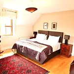 Alaind Lodges, Sneem
