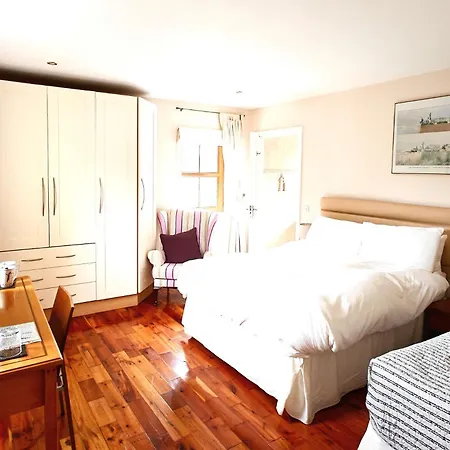 Lodge álaind Lodges, Sneem