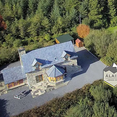 بيت خشبي Alaind Lodges,