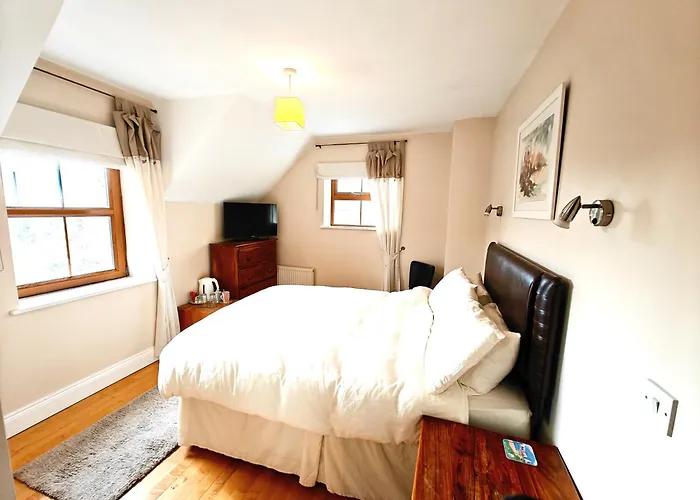 Alaind Lodges, Lodge